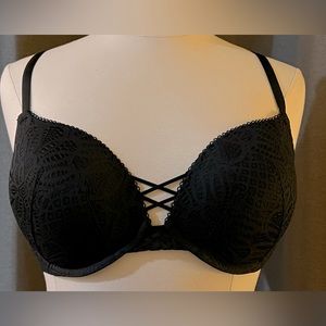 Victoria's Secret Black Push-Up Bra 38D
